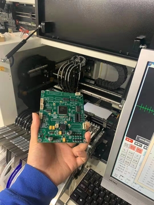 PCB SMT Placement Machine 8 Heads HWGC Automatic Screw Machine EU DSQ800 120F